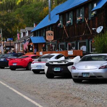 Peak to Peak Rallye sports cars outside Twin Lakes Inn