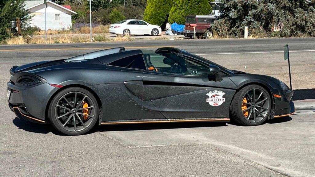 Peak to Peak Rallye - Black sports car